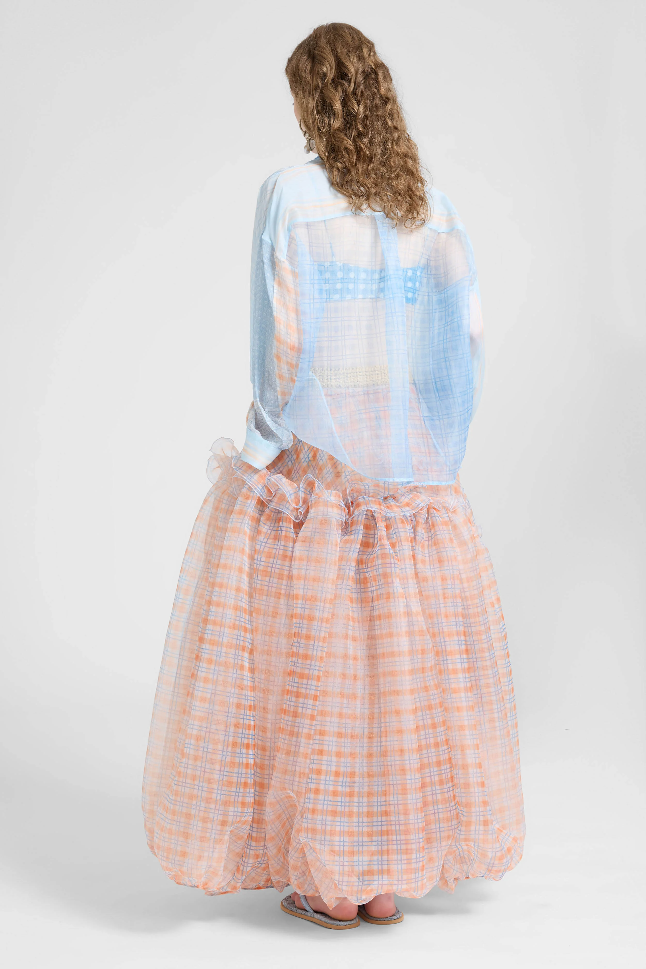 Asymmetric balloon skirt in technical organza with denim-blue and orange check print - Image 5