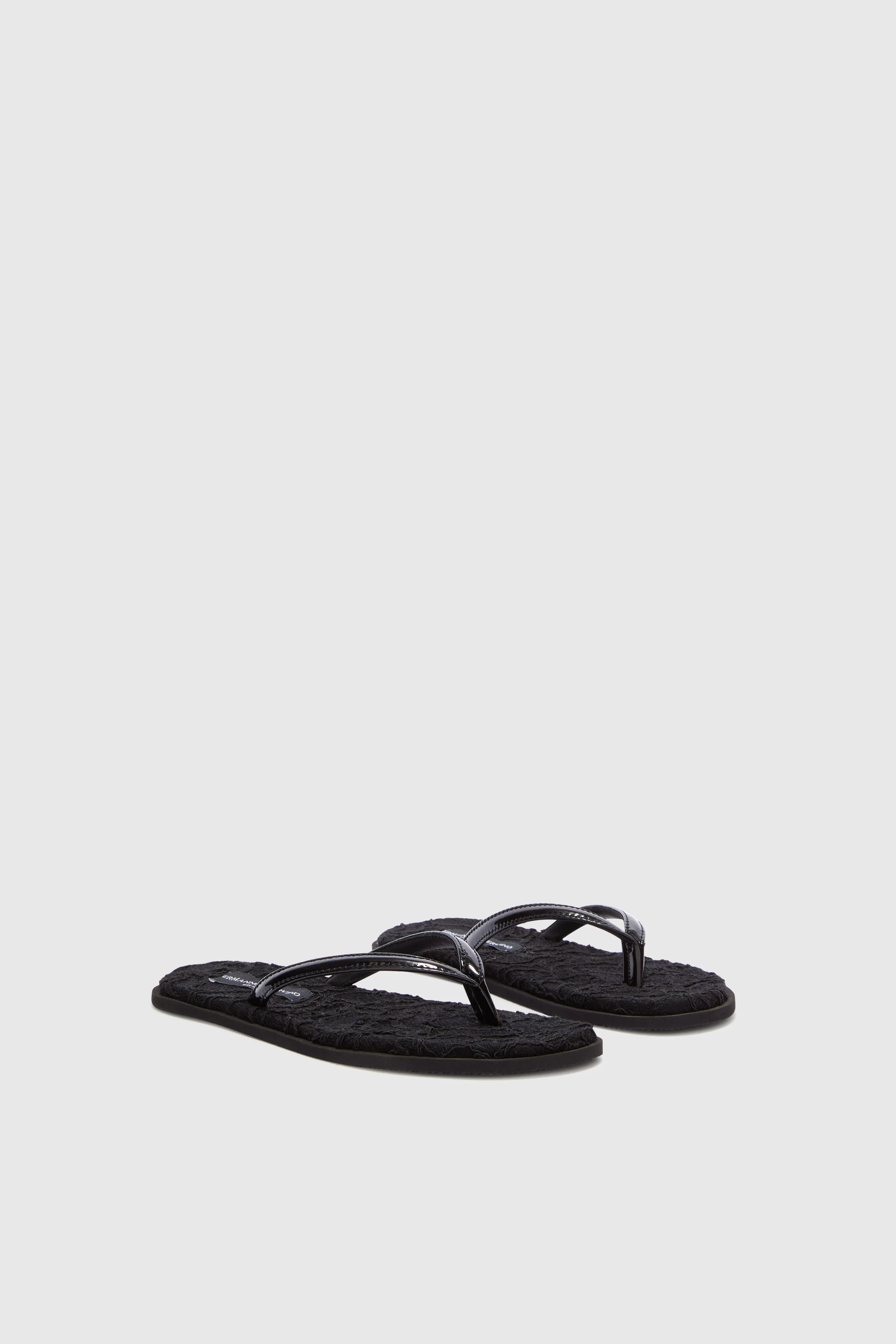 Black lace flip flop - Image 2