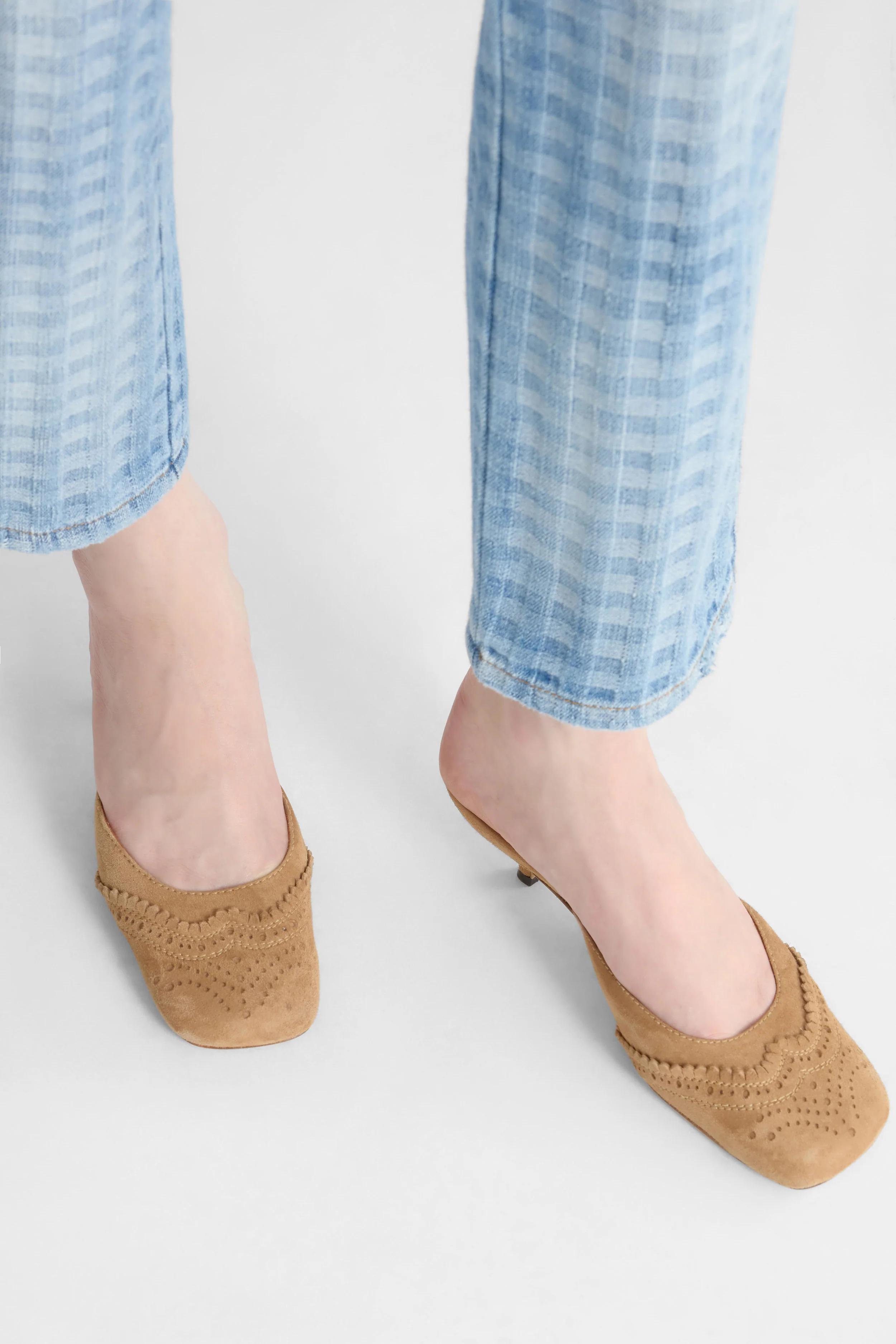 Brogue-detailed mule in suede - Image 5