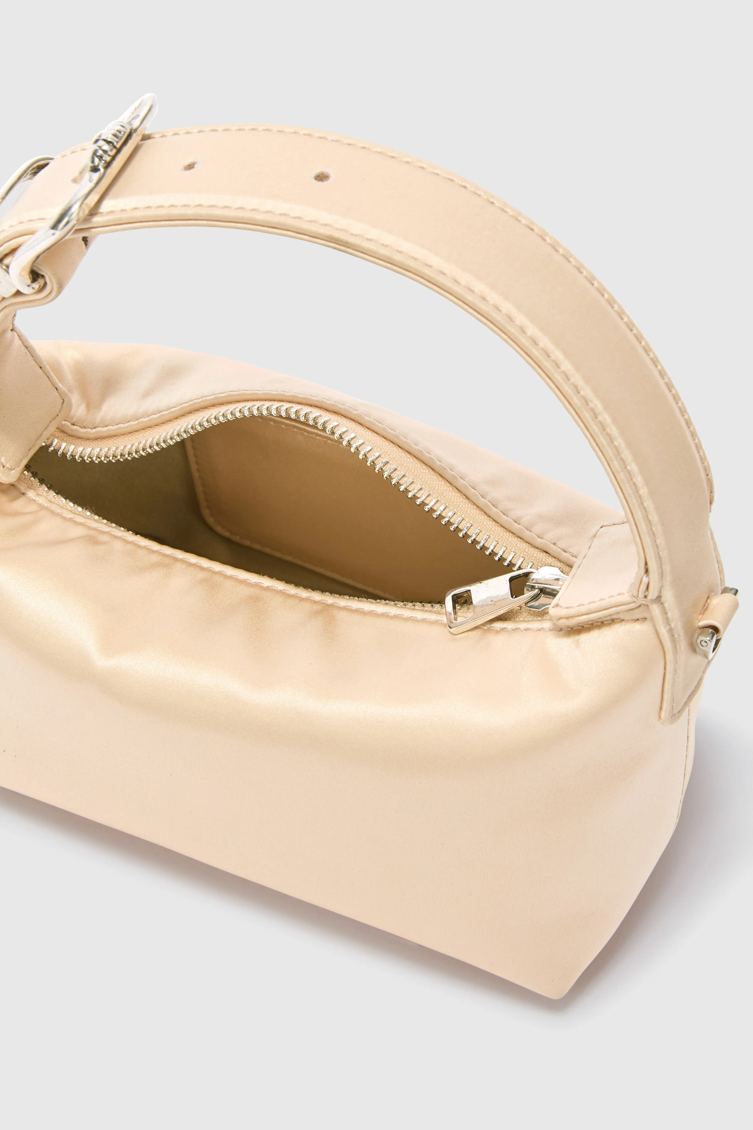 Candy bag in satin - Image 5