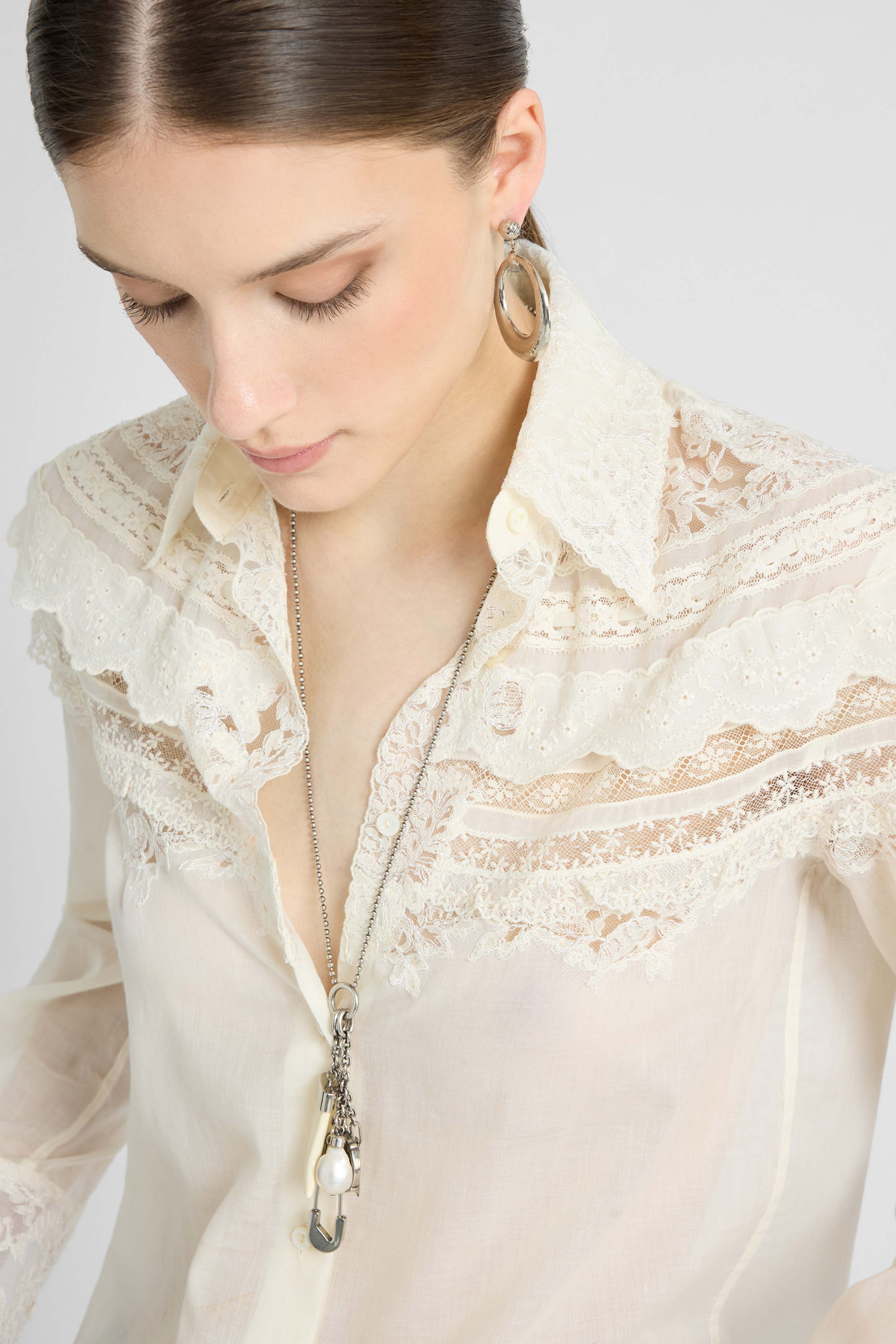 Cotton Muslin Shirt with Valencienne, San Gallo, and Rebrodé Lace - Image 4