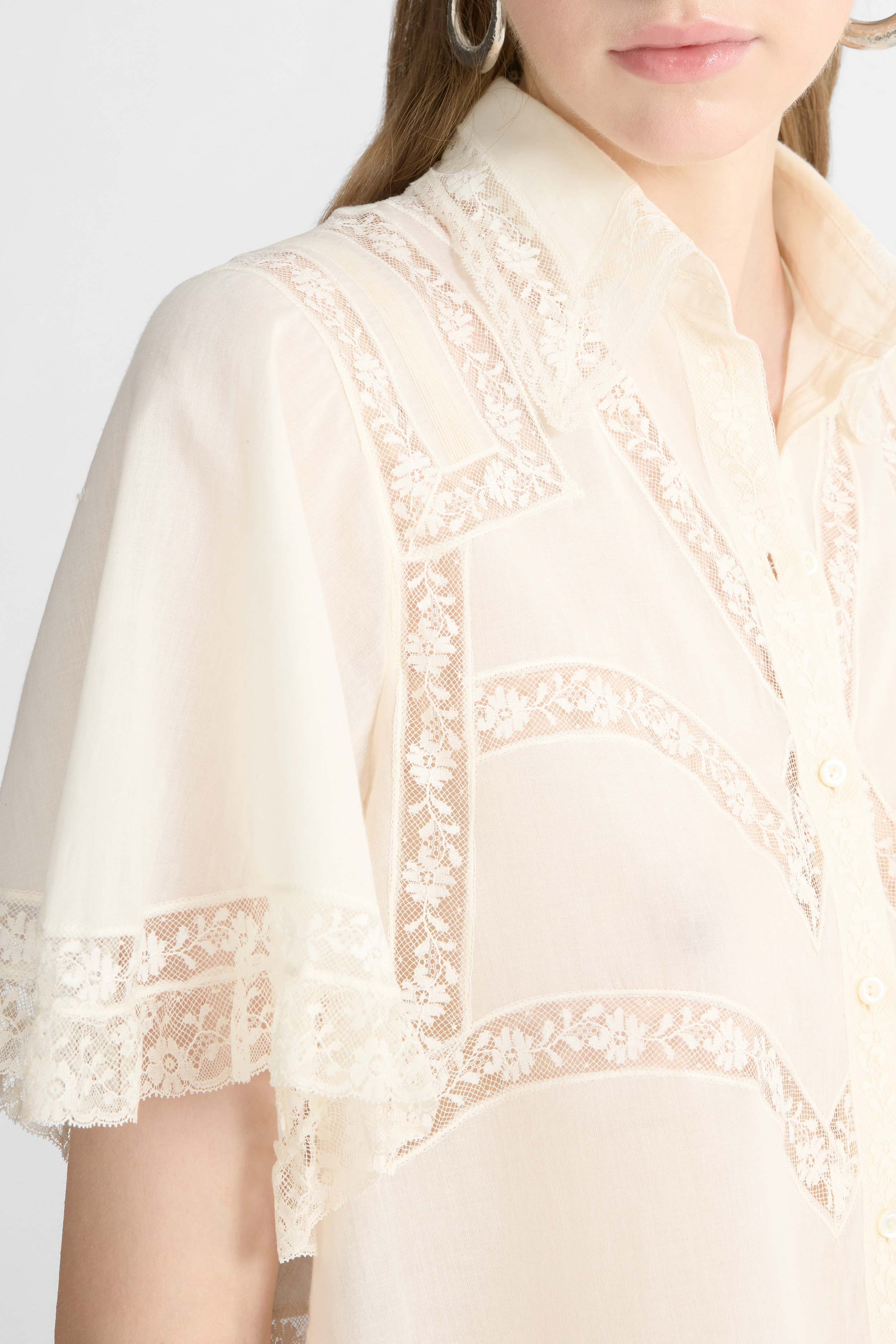 Cropped Cotton Muslin Shirt with Valencienne Lace - Image 4