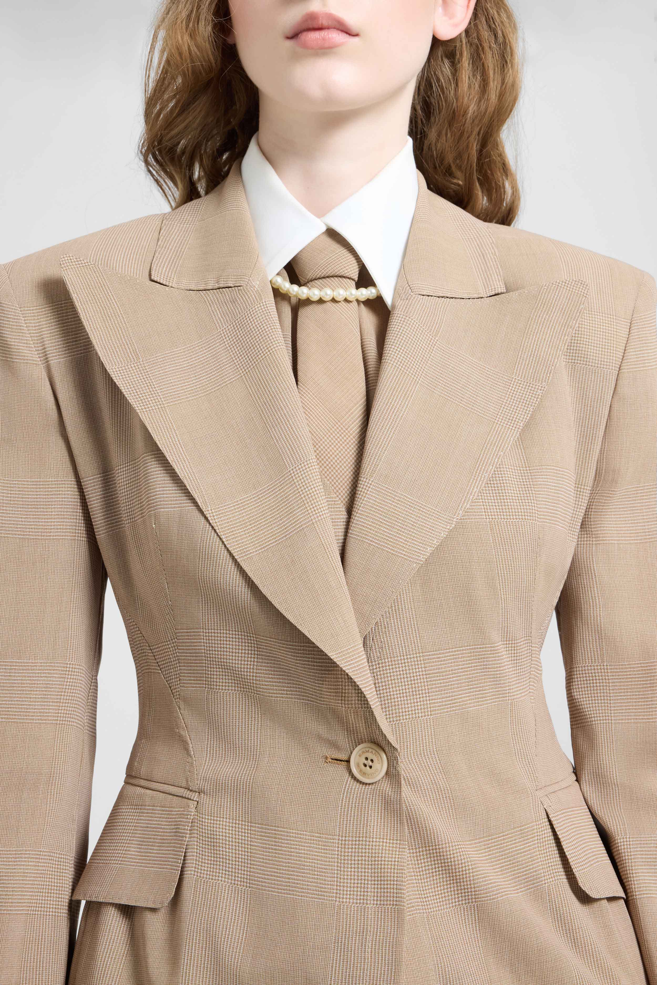 Fitted single-breasted jacket in technical georgette - Image 5