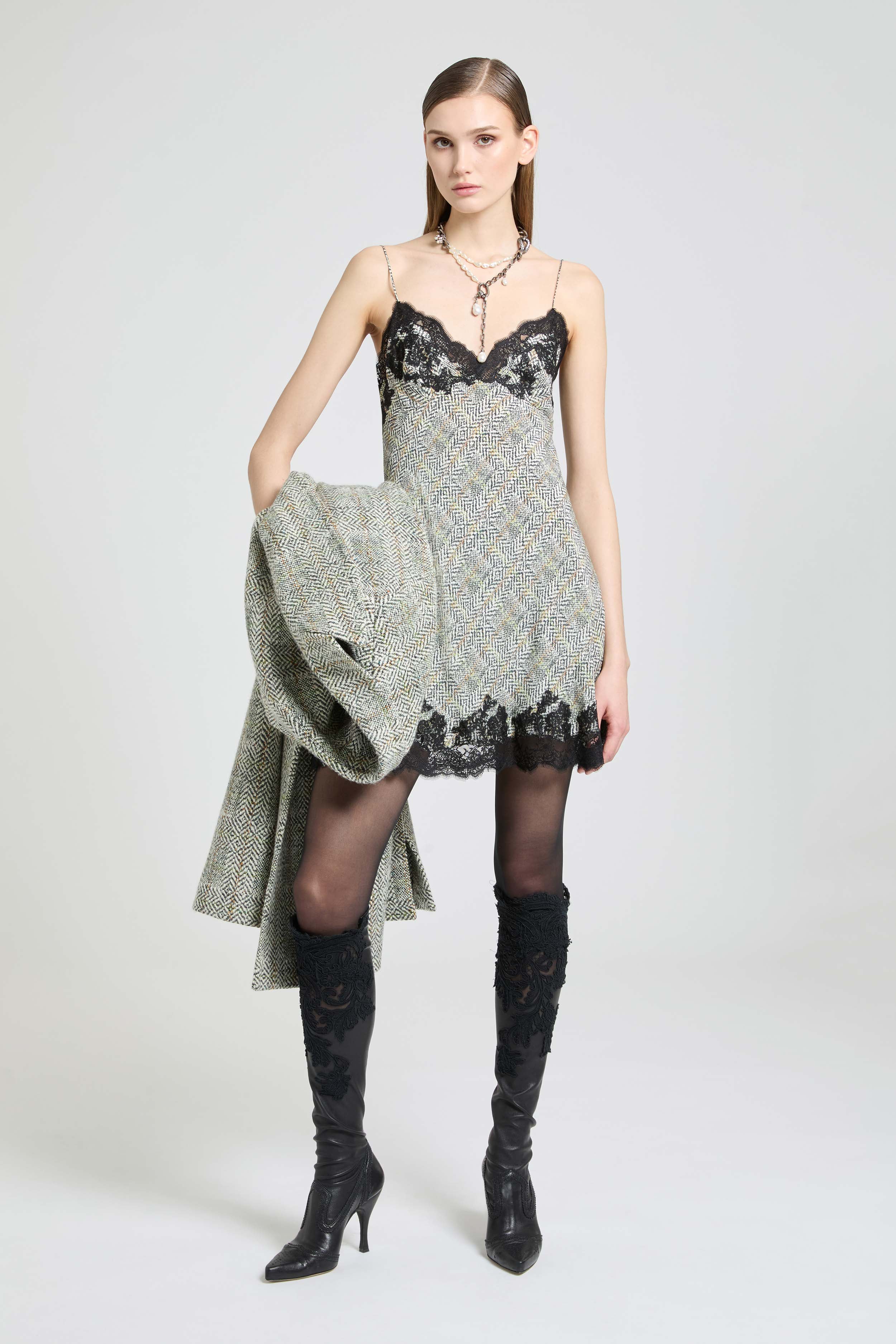 Lingerie-inspired dress in resca-print crêpe de Chine with lace details - Image 3