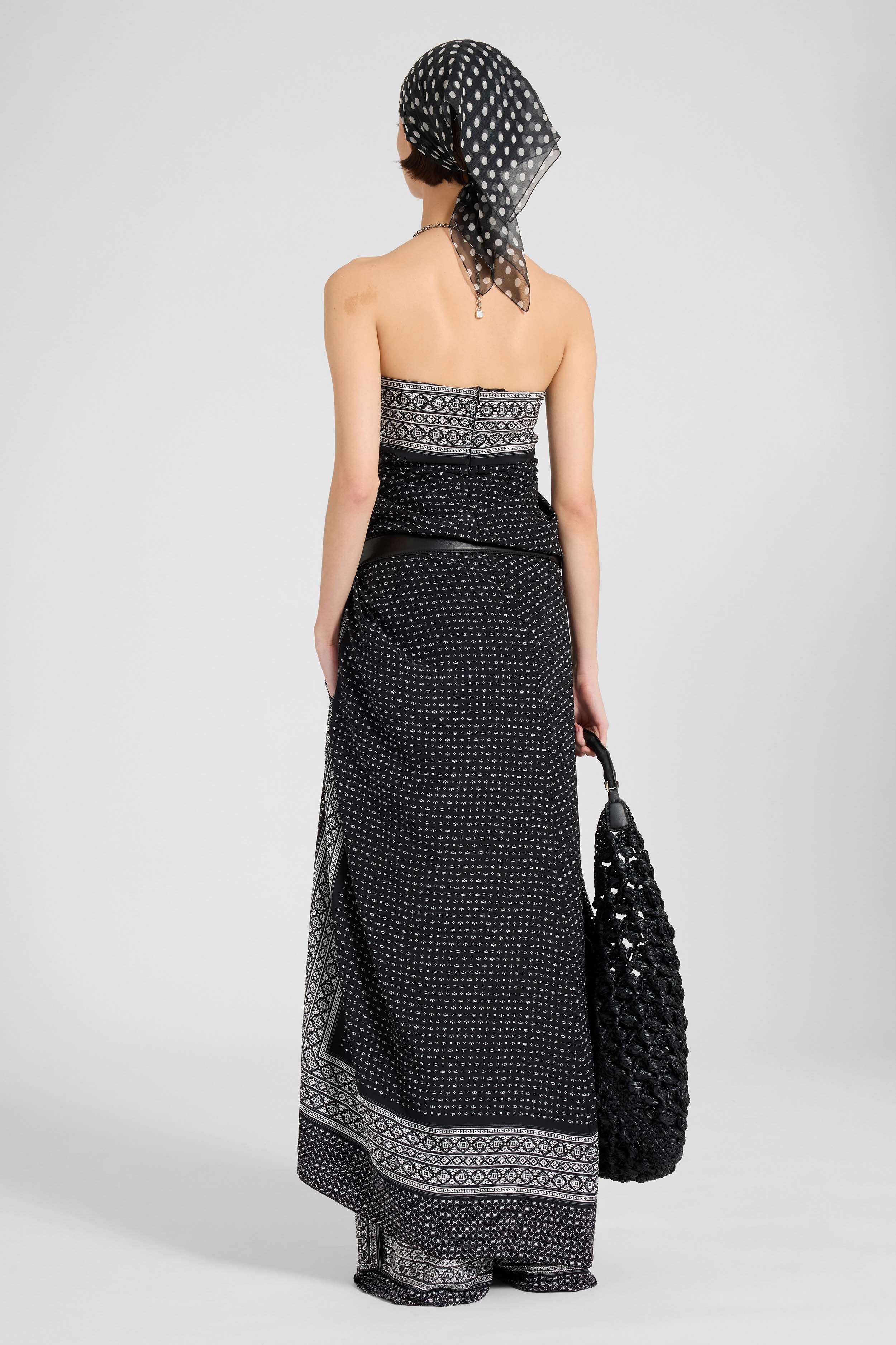 Long bandana-print dress with central knot - Image 5