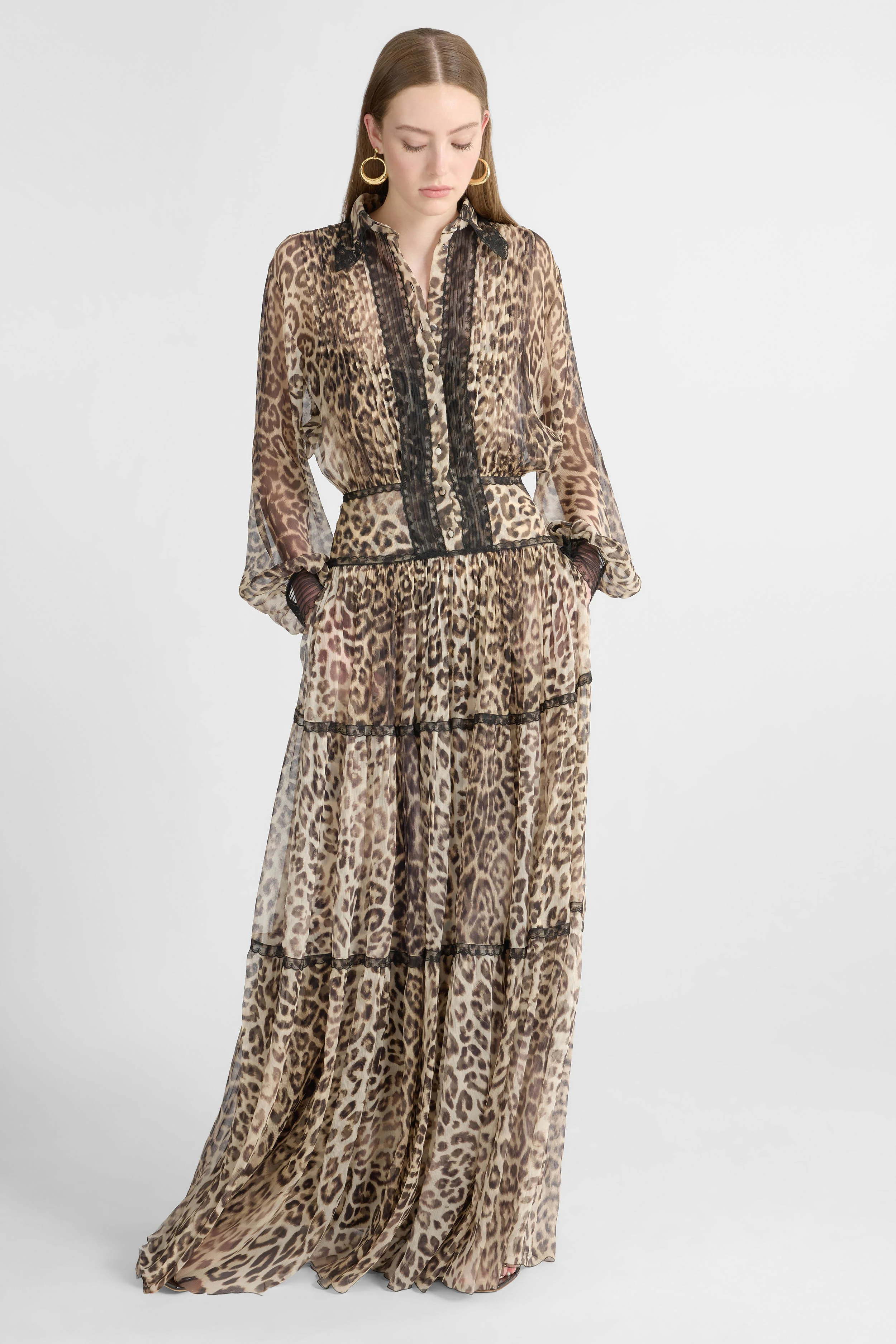 Long shirt dress in pure silk with natural leopard print - Image 5