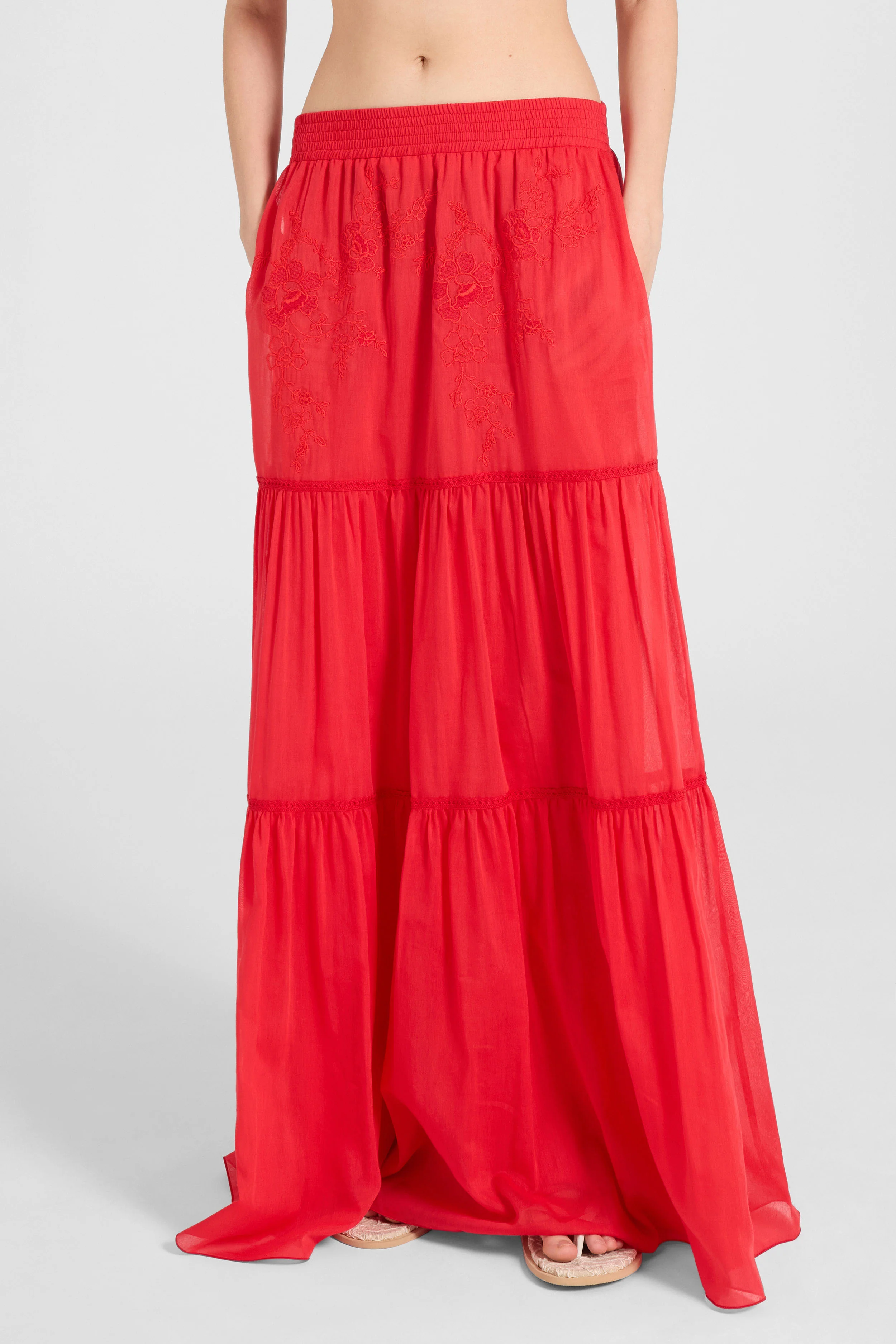 Long skirt in cotton and silk blend with tiers and lace insert - Image 3