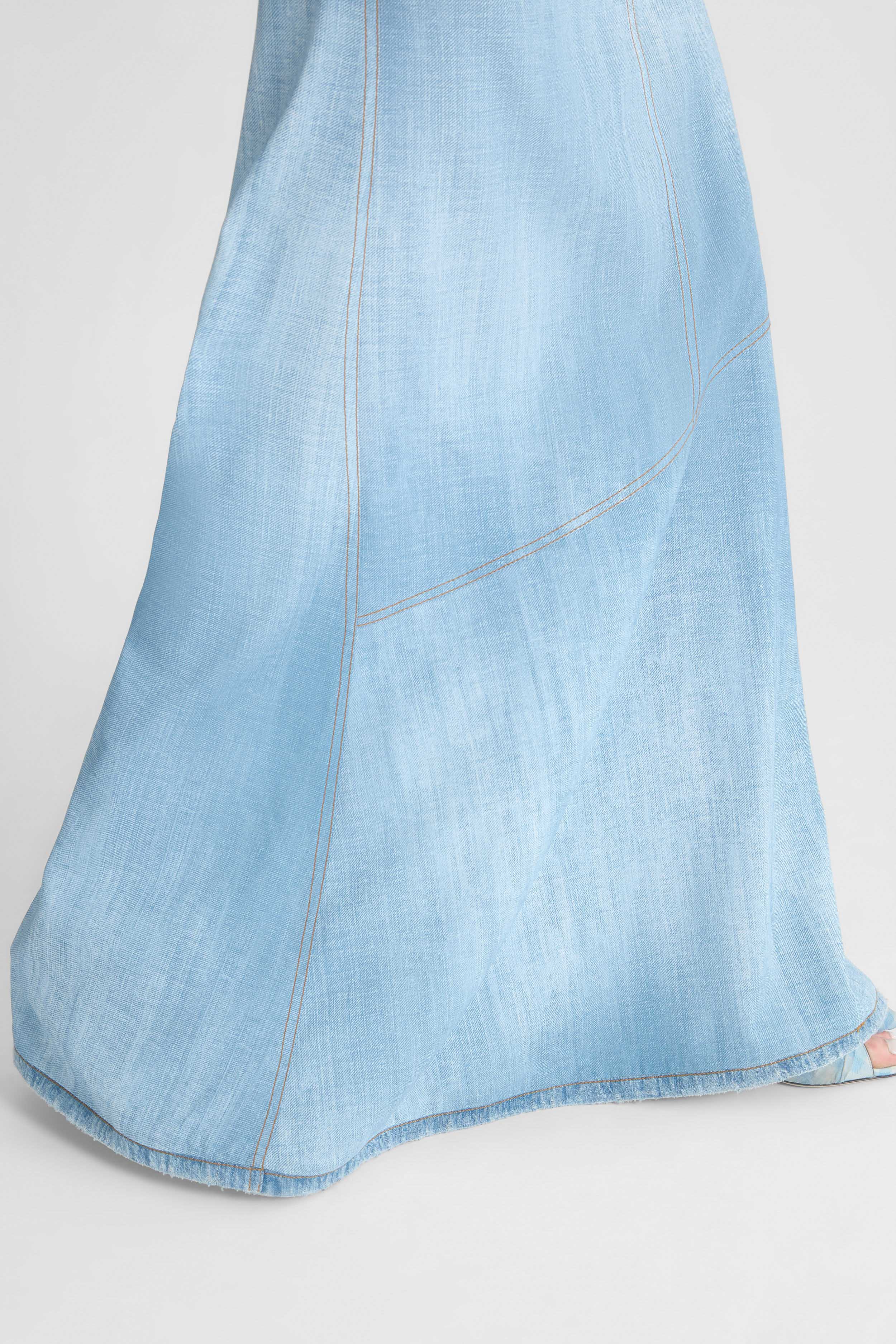 Long Skirt in Marocain Jeans Print - Image 5