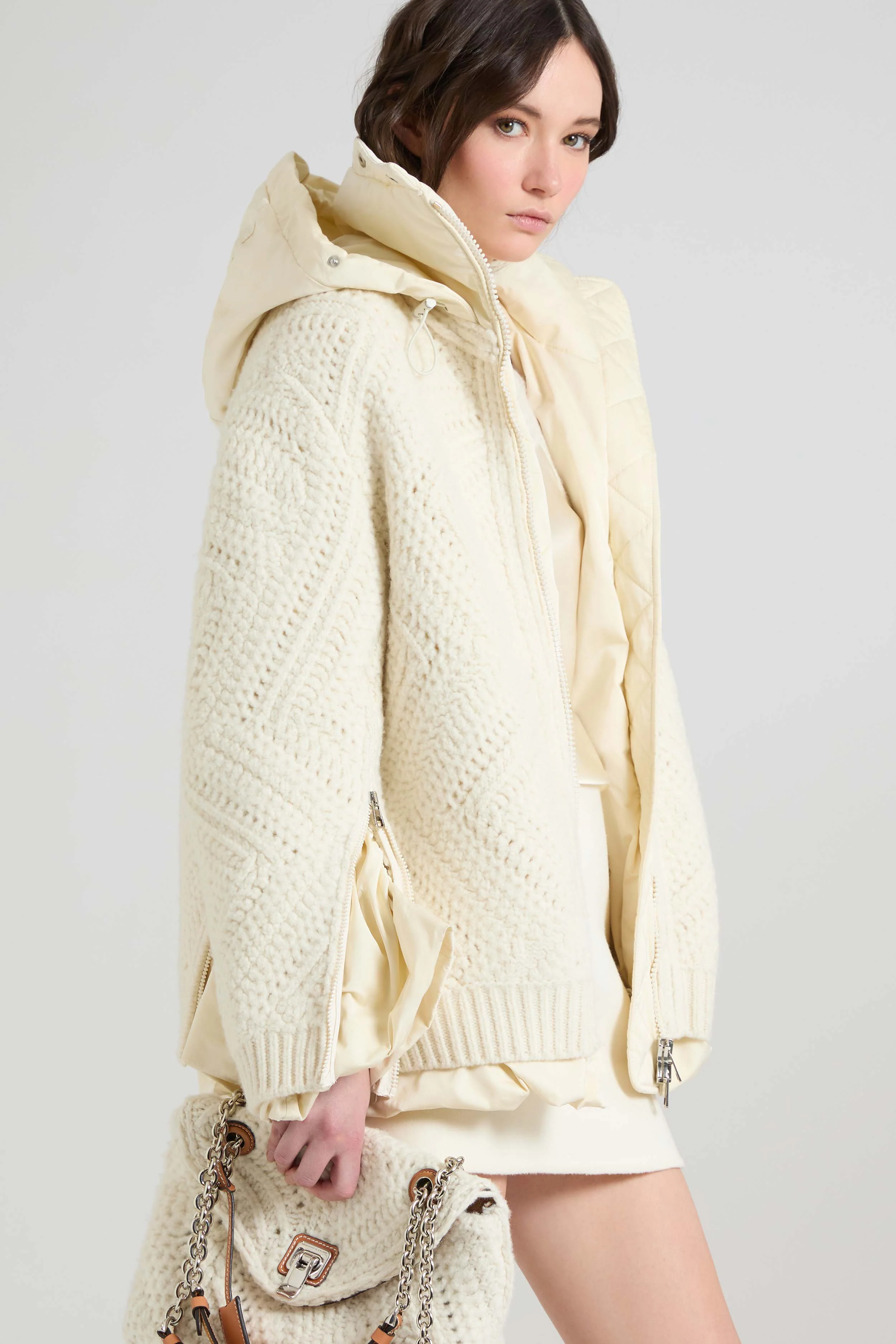 Oversized puffer jacket in textured technical fabric - Image 2
