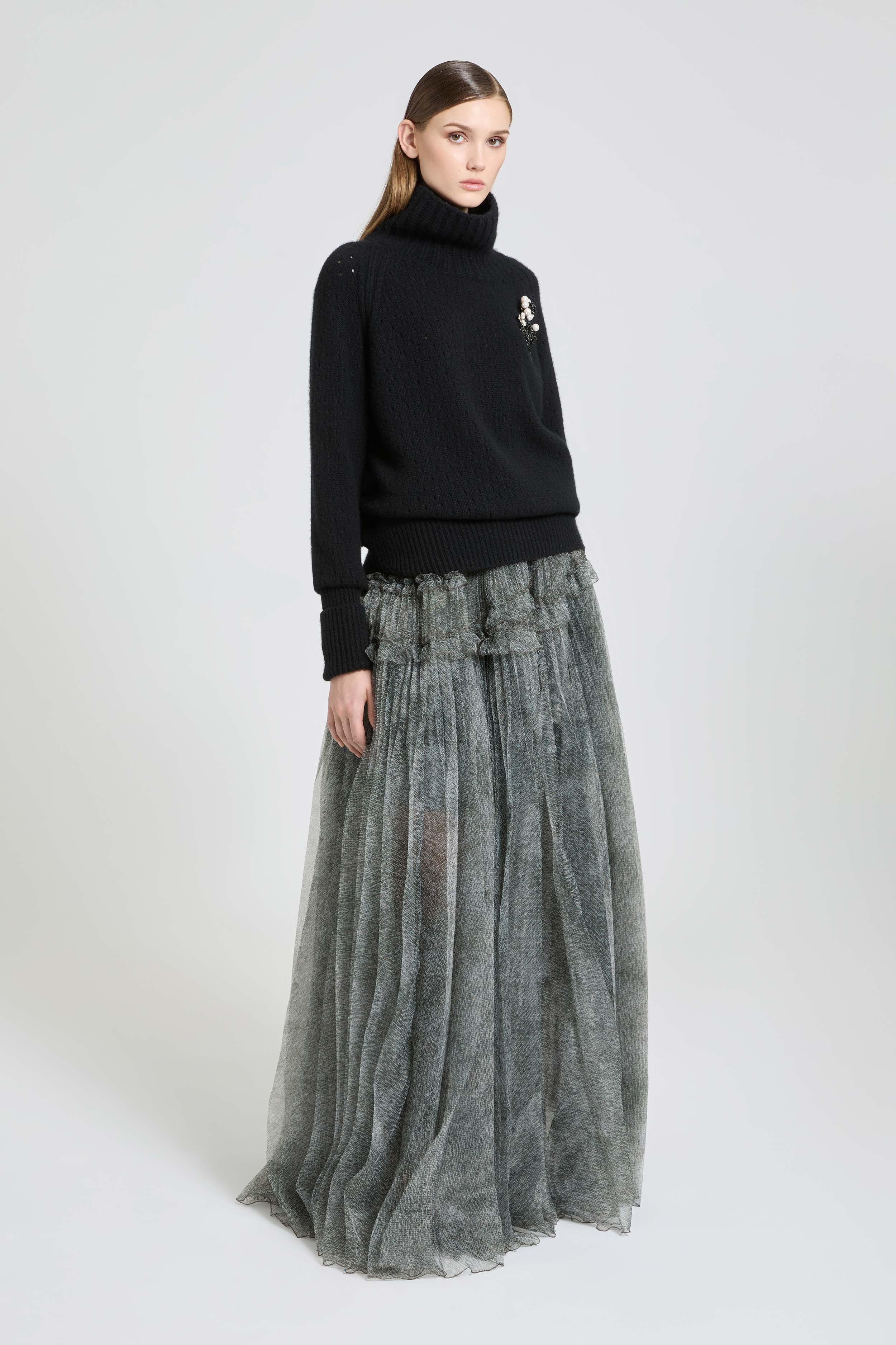 Oversized pure cashmere turtleneck sweater - Image 2