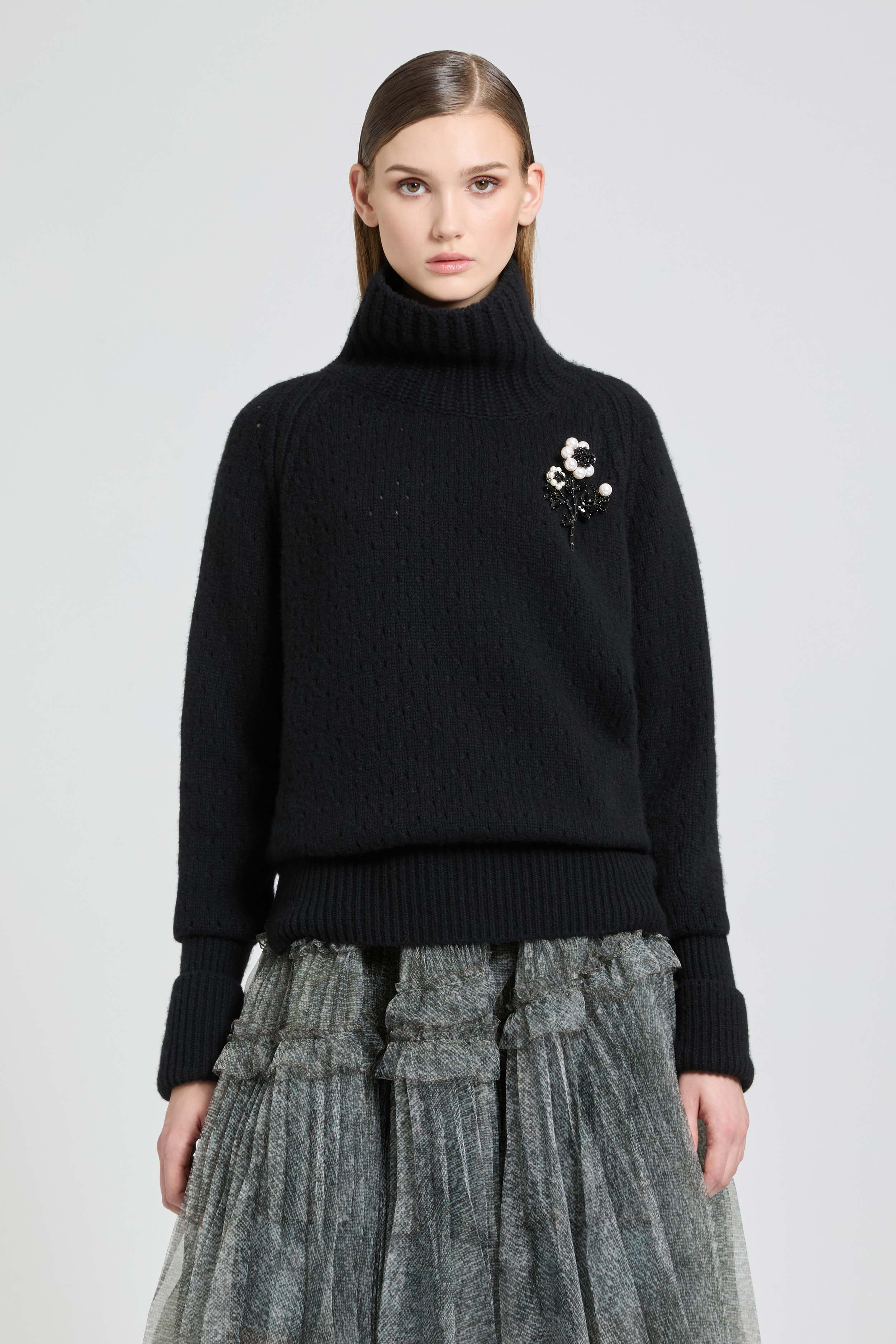 Oversized pure cashmere turtleneck sweater - Image 3