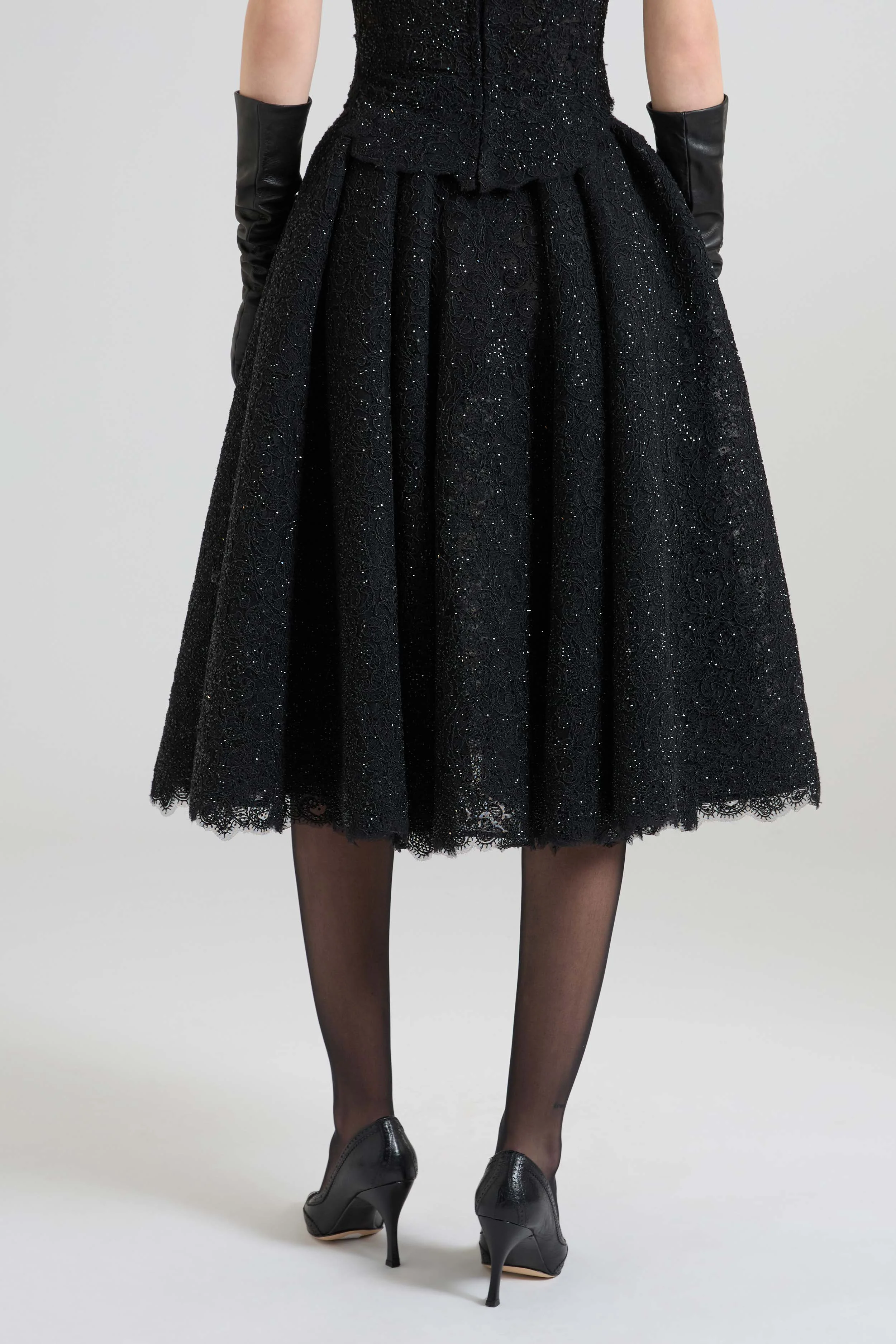 Pleated midi skirt in rebrodé lace with tonal crystals - Image 5