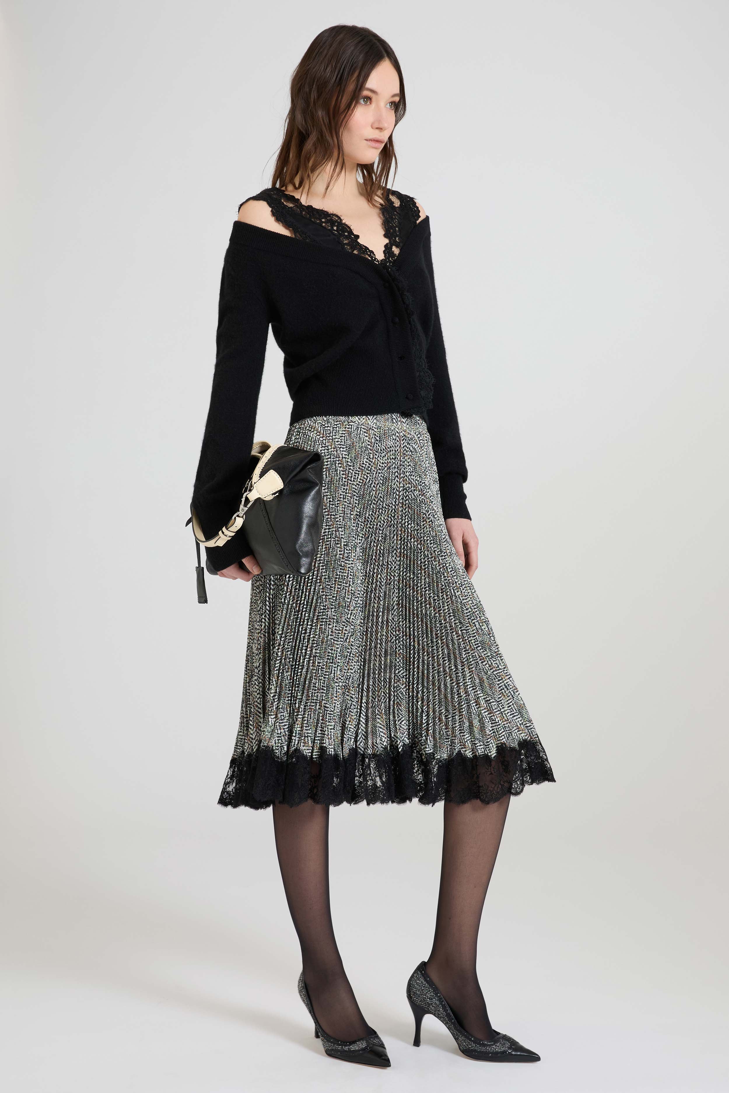 Pure cashmere deep V-neck cardigan with wool lace details - Image 3