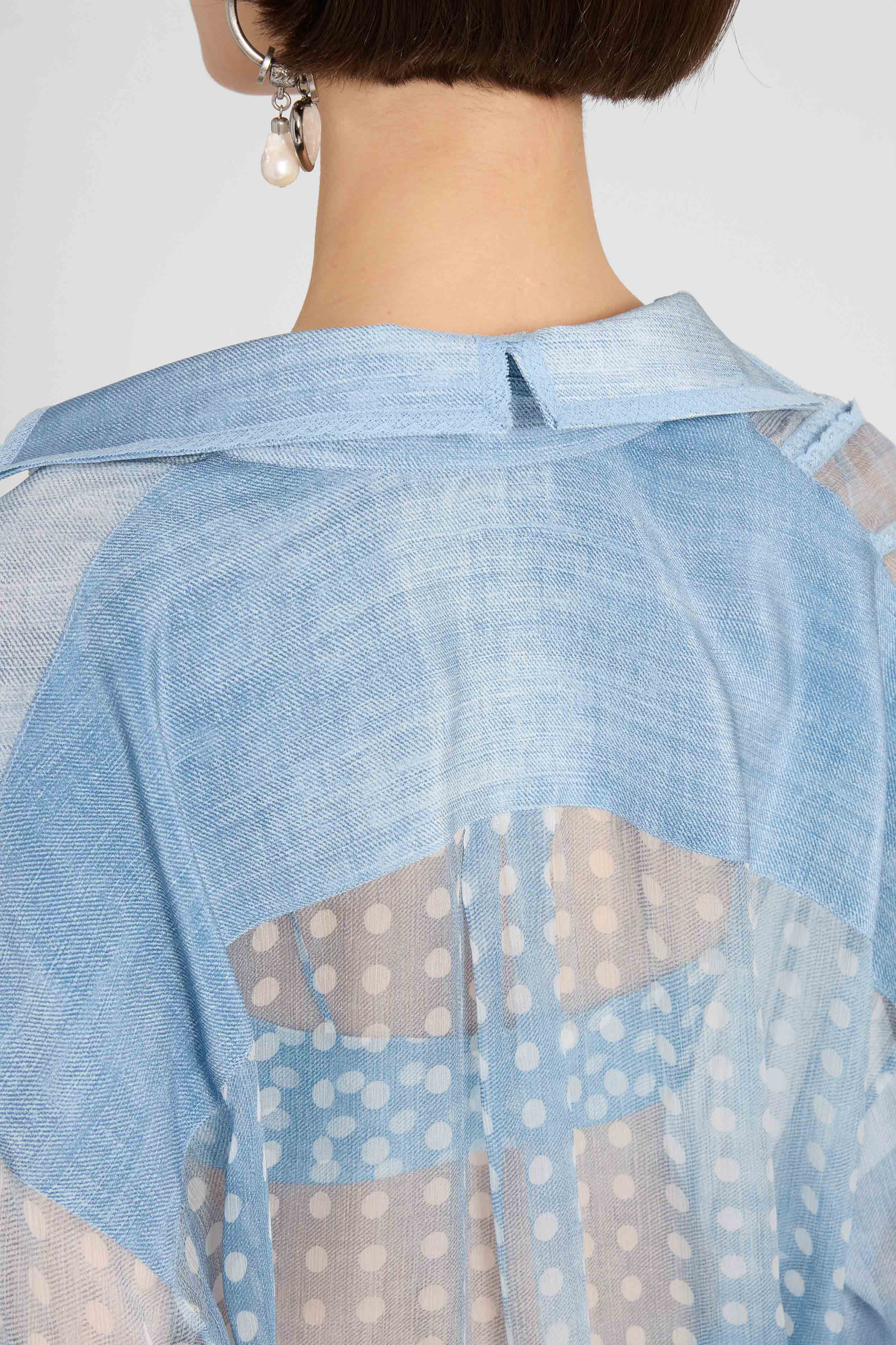 Regular silk crepe patchwork shirt with Valencienne lace - Image 4