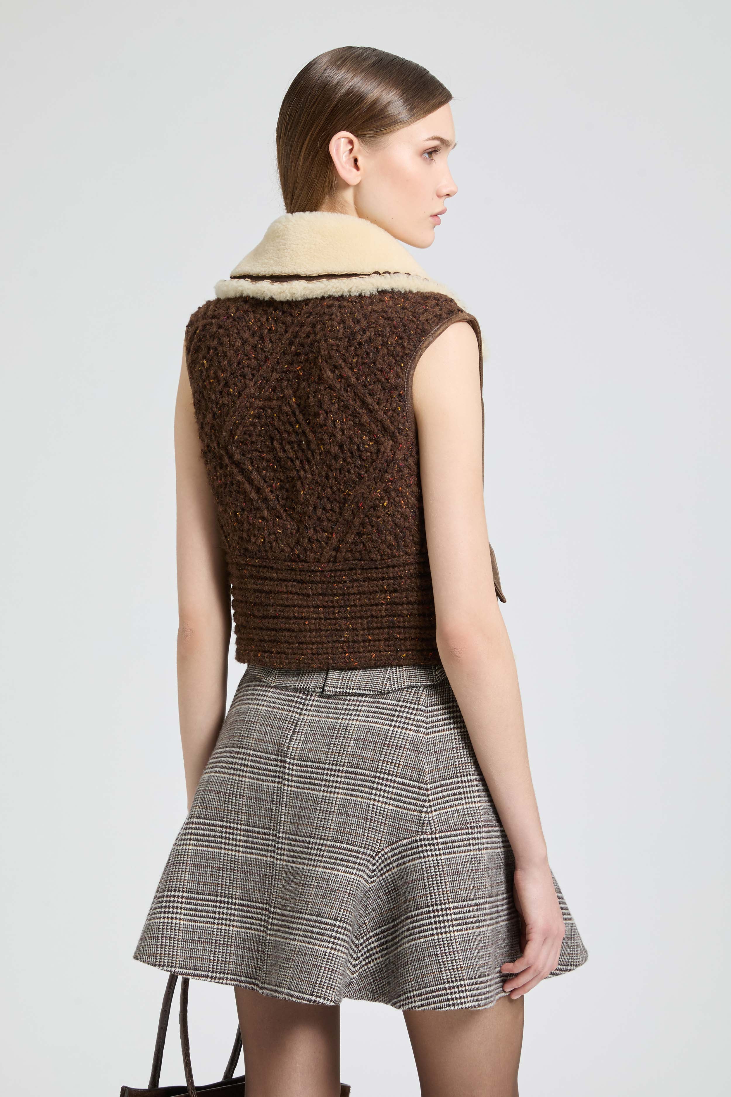 Short shearling waistcoat with tailoring-inspired brogue detailing - Image 5