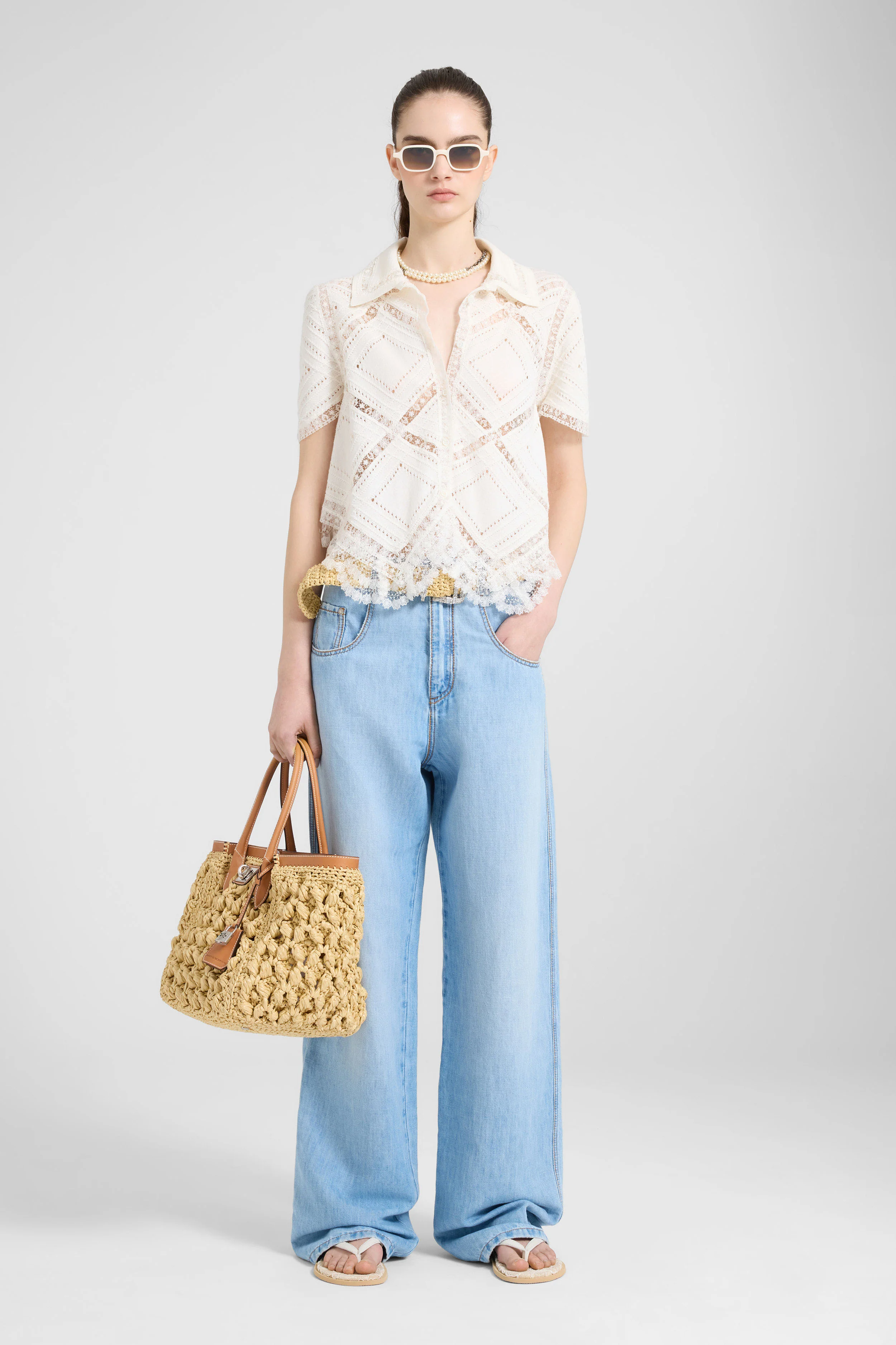 Short-sleeve knit shirt with Valenciennes lace - Image 2