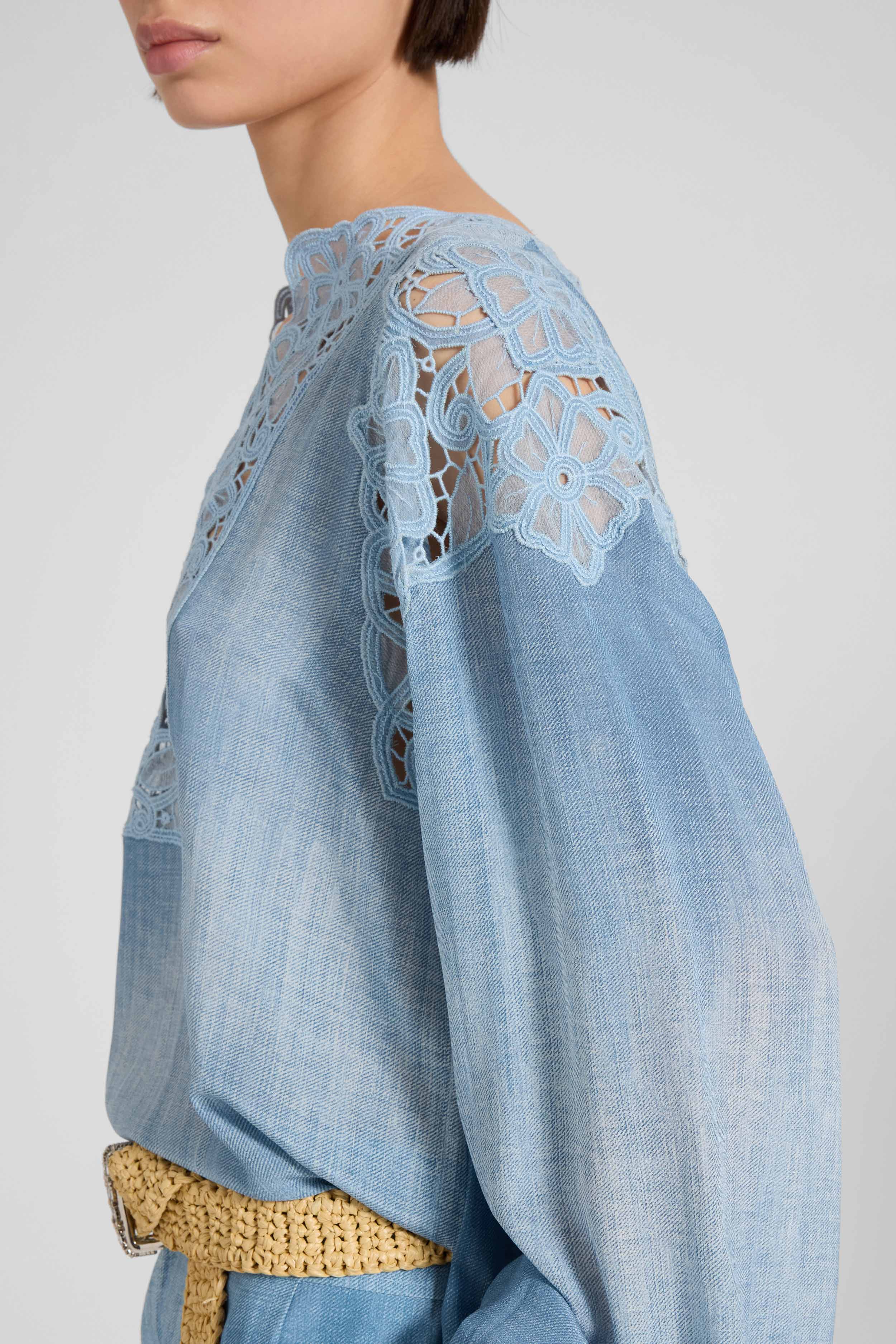 Silk crêpe caftan blouse with denim print - Image 5