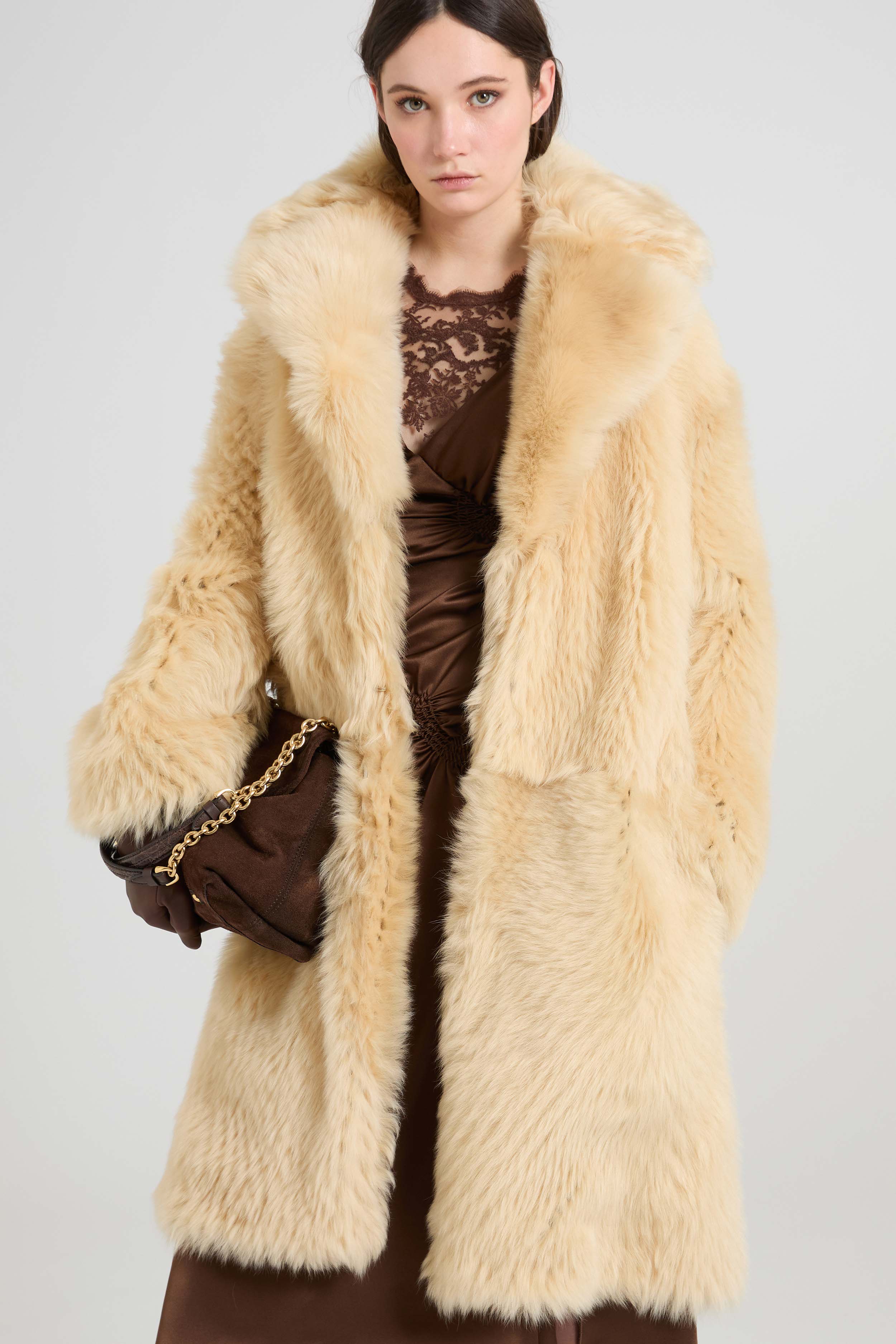 Single-breasted midi coat in long-hair Toscana shearling - Image 4